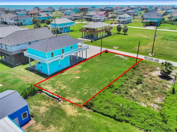 974 Pelican Lane, Crystal Beach, TX 77650
