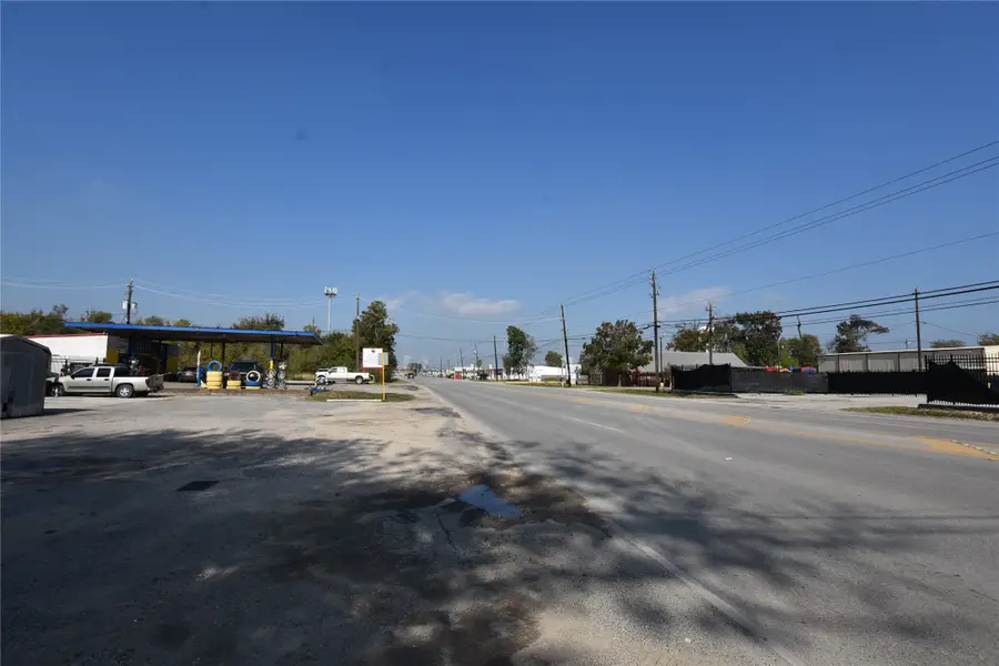 1133 Sheldon Road, Channelview, TX 77530 - Image #2