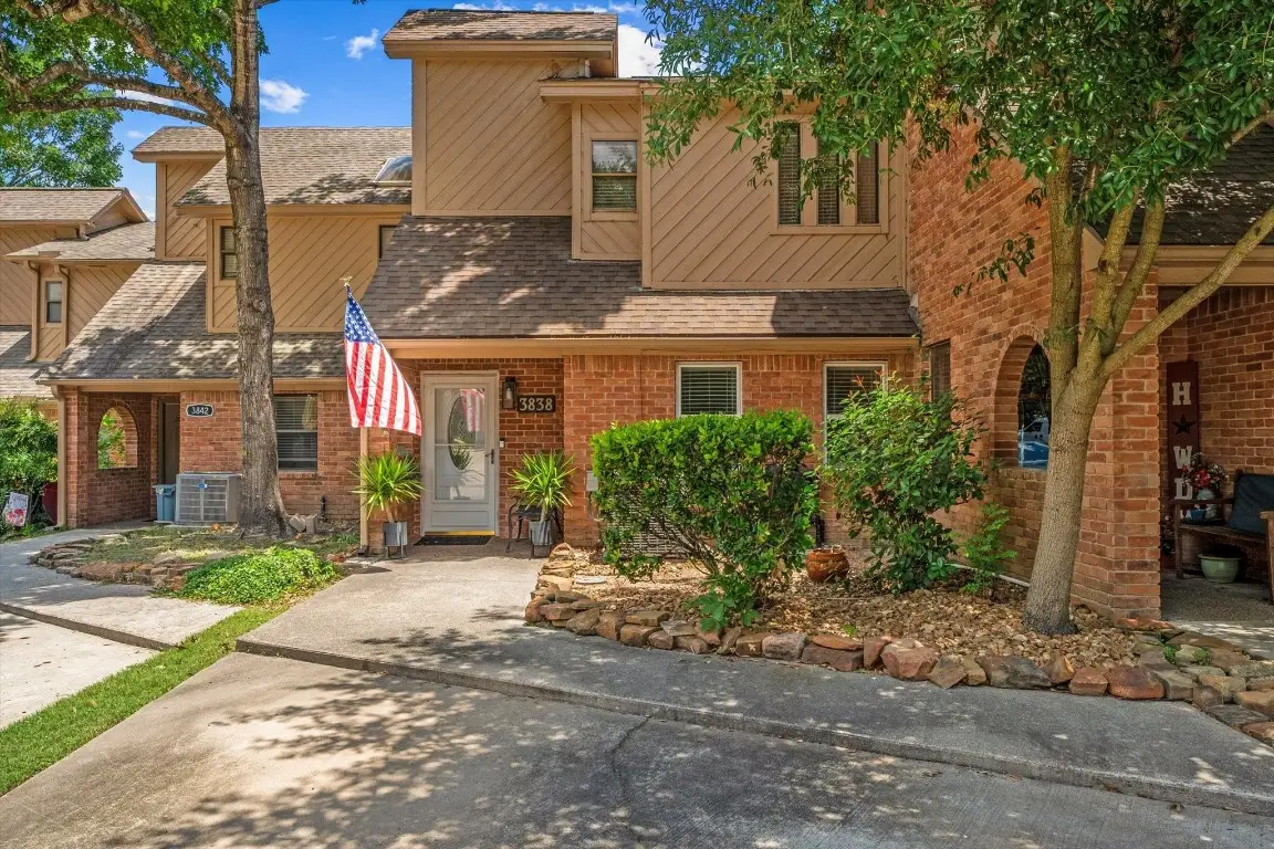 3838 Knollcrest Drive, Montgomery, TX 77356 - #1