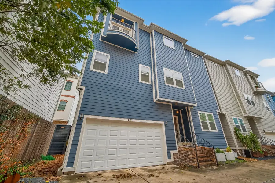 1431 W 25th Street, Houston, TX 77008 - Image #2