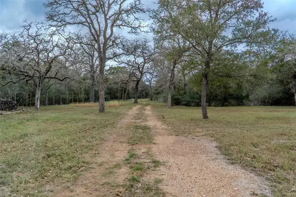 7555 Silver Mine Road, Harwood, TX 78632