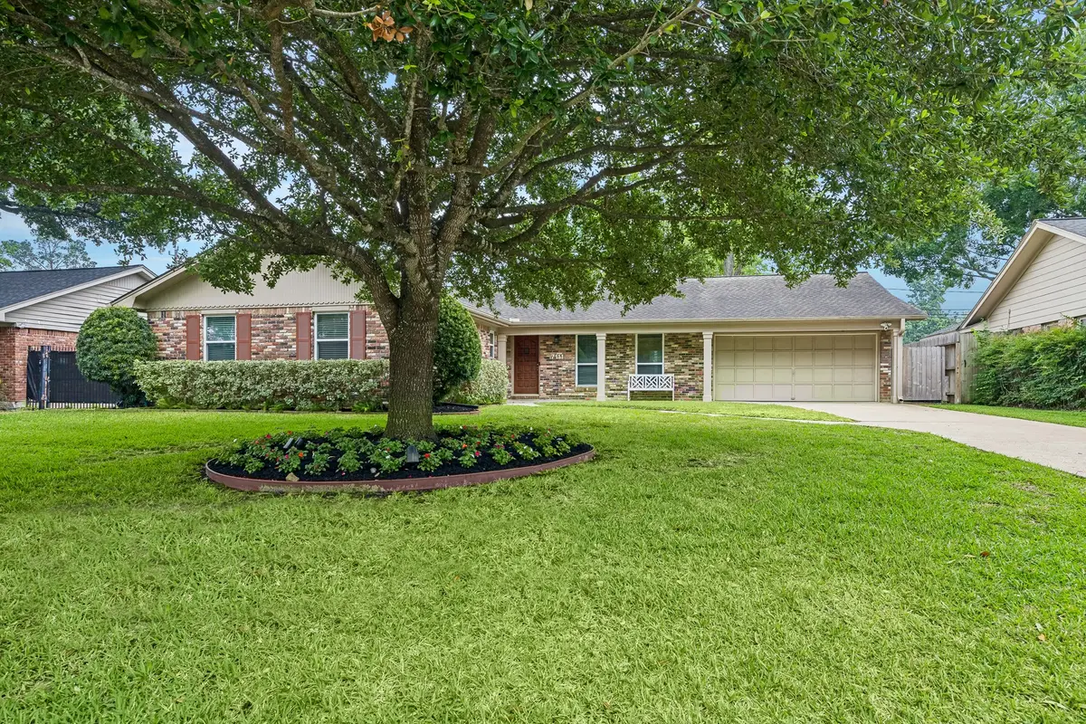 7111 Hartland Avenue, Houston, TX 77055 - #1
