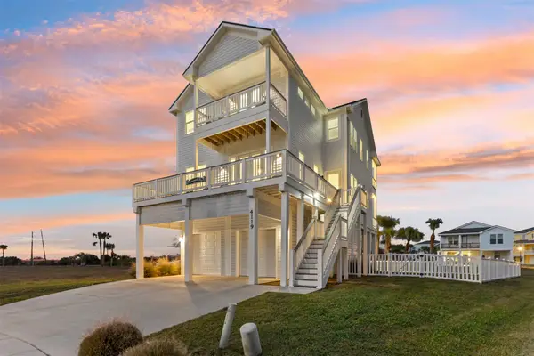 4119 Royal Tern Lane, Galveston, TX 77554