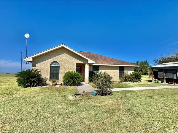 207 Mcdowell Street, Austwell, TX 77950