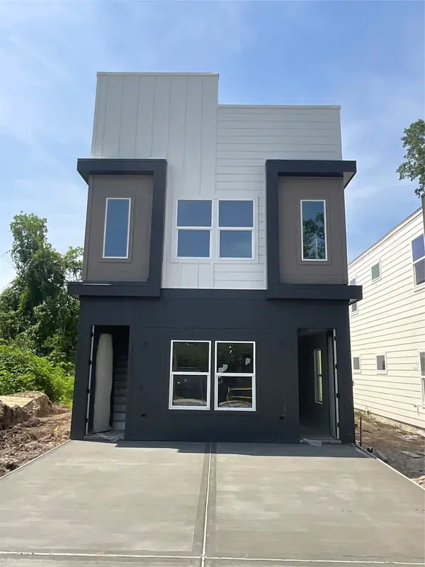 968 South Lane #A/B, Houston, TX 77088