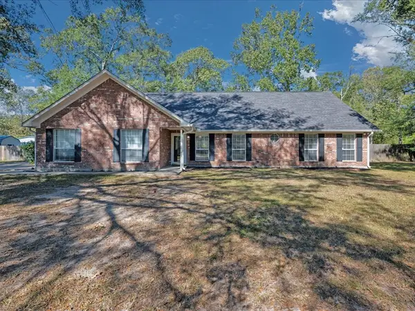 378 White Dove Drive, Lufkin, TX 75901