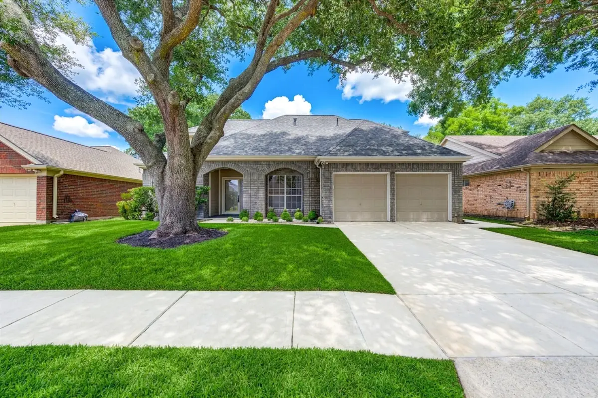 4754 Wynnview Drive, Friendswood, TX 77546 - #1