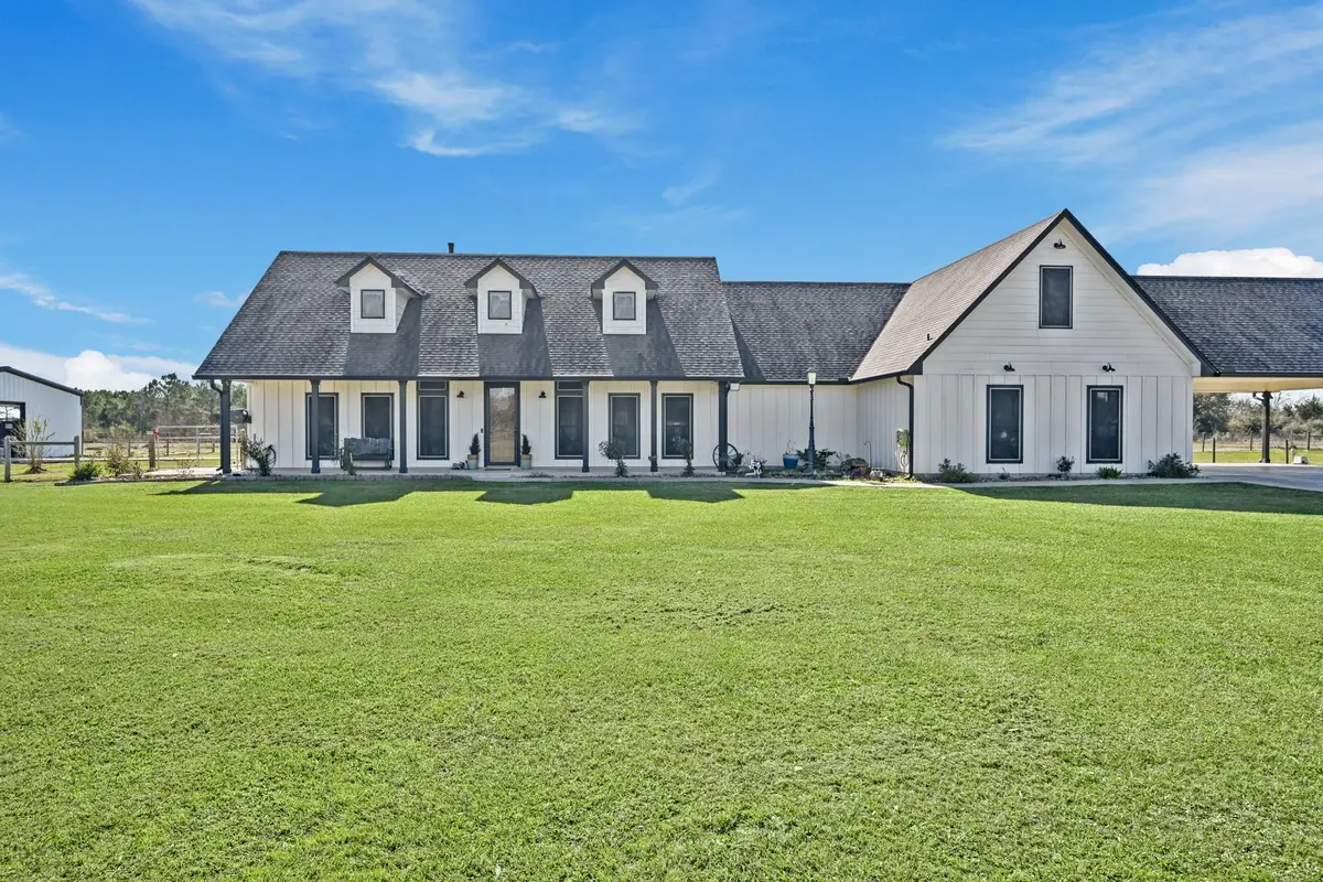 8120 Beach Haven Road, Baytown, TX 77523 - Image #1