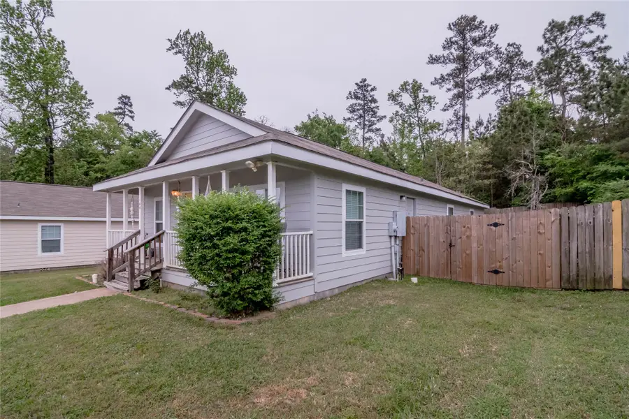 160 Varsity Drive, Huntsville, TX 77340 - #3
