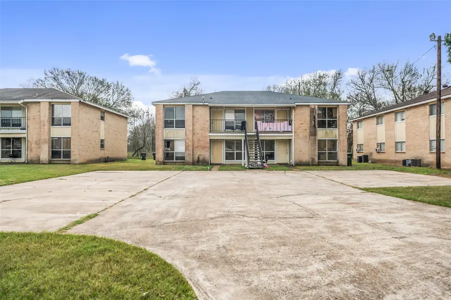 114 Lazy Lane, Sealy, TX 77474 - #3