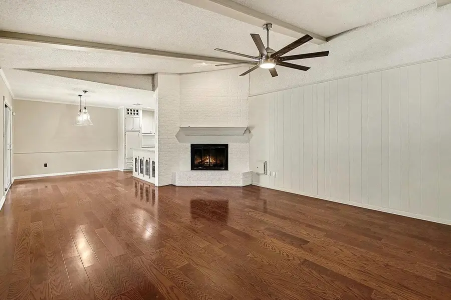 915 Merriman Court, Friendswood, TX 77546 - #2