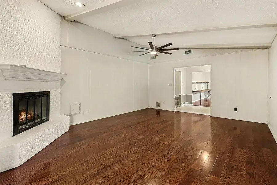 915 Merriman Court, Friendswood, TX 77546 - #3