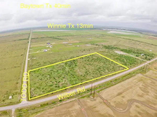9224 Todd Road, Winnie, TX 77665
