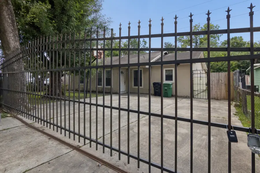 1002 Grenfell Lane, Houston, TX 77076 - #2