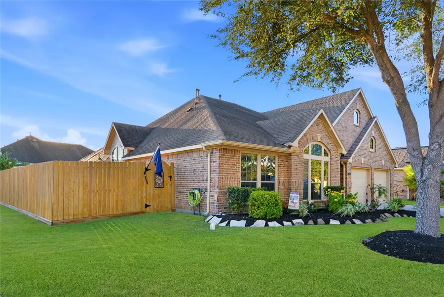 619 Manor Ridge Lane, League City, TX 77573 - Image #2