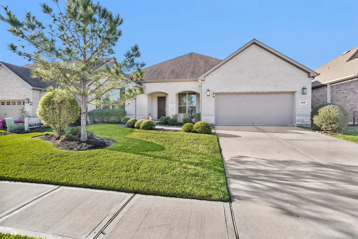 209 Fox Trotter, Southeast Montgomery, TX 77382 - #1