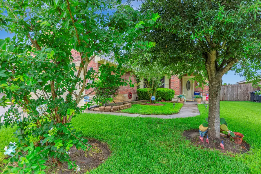 394 Sherandoe Lane, Alvin, TX 77511 - Image #3