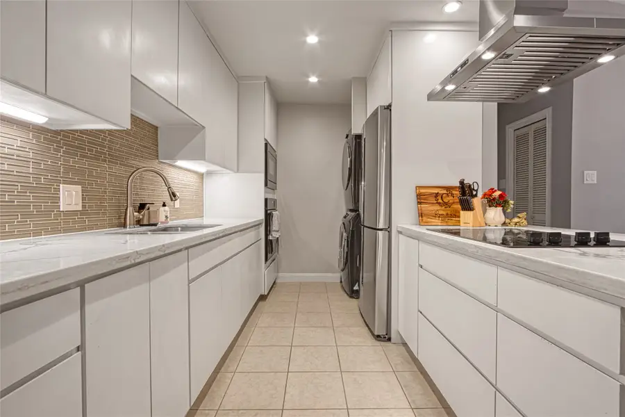 9707 Richmond Avenue #112, Houston, TX 77042 - Image #3