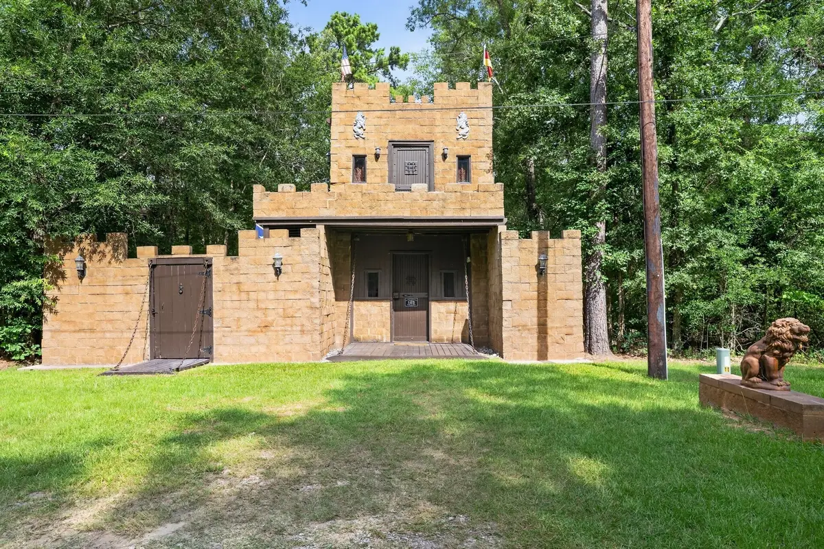 145 Norfolk, Livingston, TX 77351 - #1