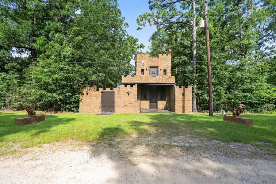 145 Norfolk, Livingston, TX 77351 - #2