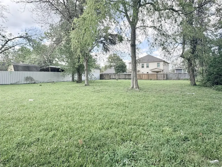 7527 Burt Street, Houston, TX 77088 - #3