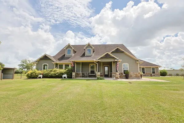 3755 County Road 160, Alvin, TX 77511