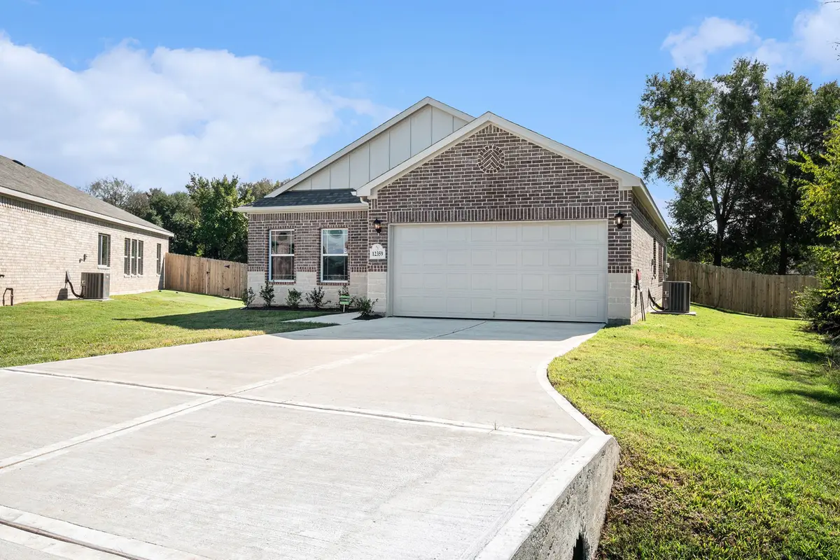 12359 Pecan Drive, Willis, TX 77318 - Image #1