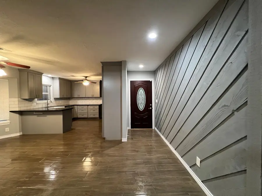 807 Shell Avenue, Cleveland, TX 77327 - #2