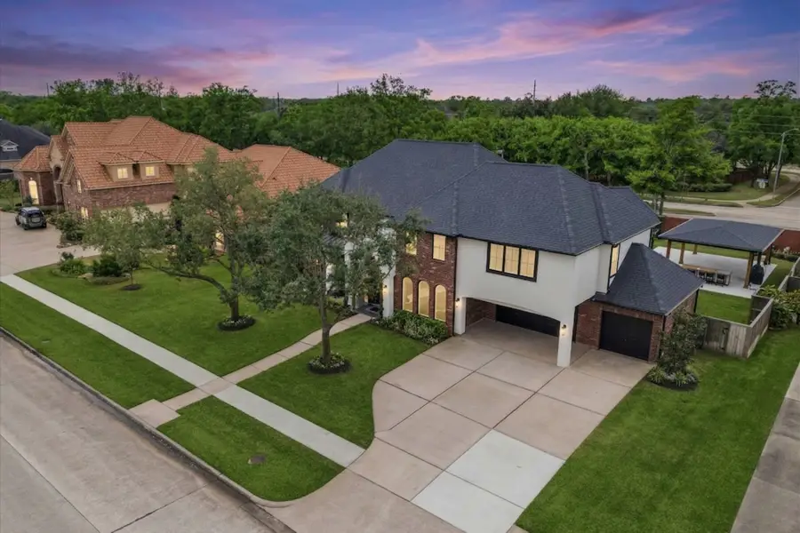 7714 Long Shadows Drive, Sugar Land, TX 77479 - #2