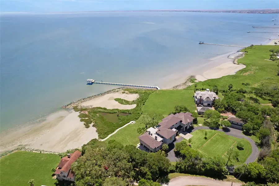 633 Quintana Roo Place, Seabrook, TX 77586 - #2