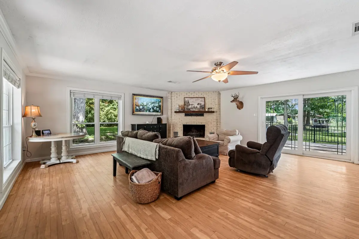 15191 Mcrae Lake, Conroe, TX 77303 - #1