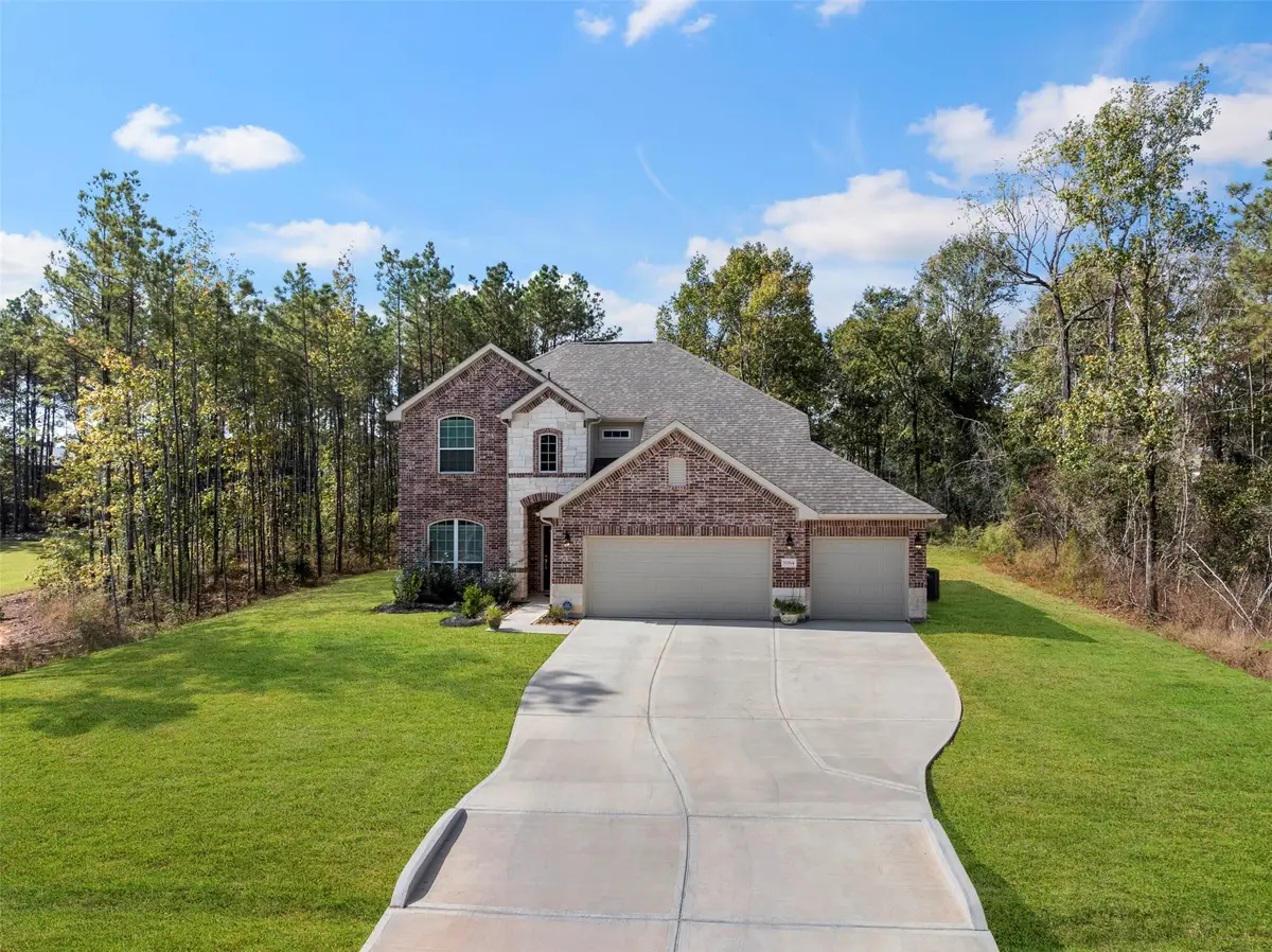 11764 Oakwood Ranch Drive, Willis, TX 77378 - Image #1