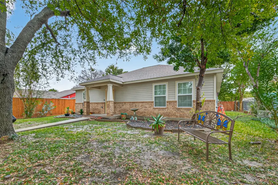 10226 Ella Falls Boulevard, Houston, TX 77038 - Image #3