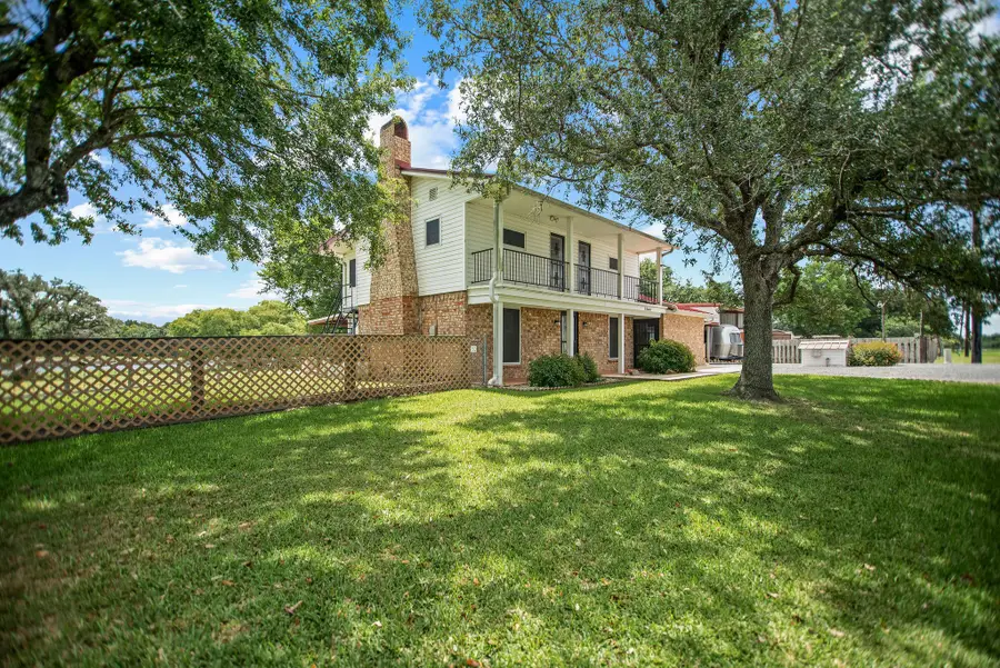 605 State Highway 172, Ganado, TX 77962 - #3