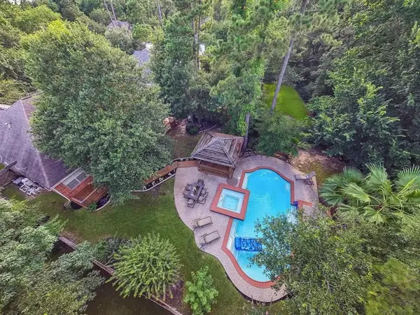 123 N Acacia Park Circle, The Woodlands, TX 77382