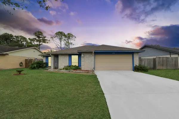 10406 Sagestar Lane, Houston, TX 77089