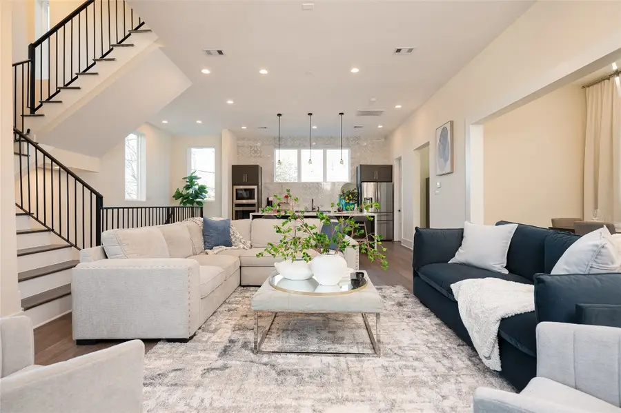 917 Thompson Street, Houston, TX 77007 - #2