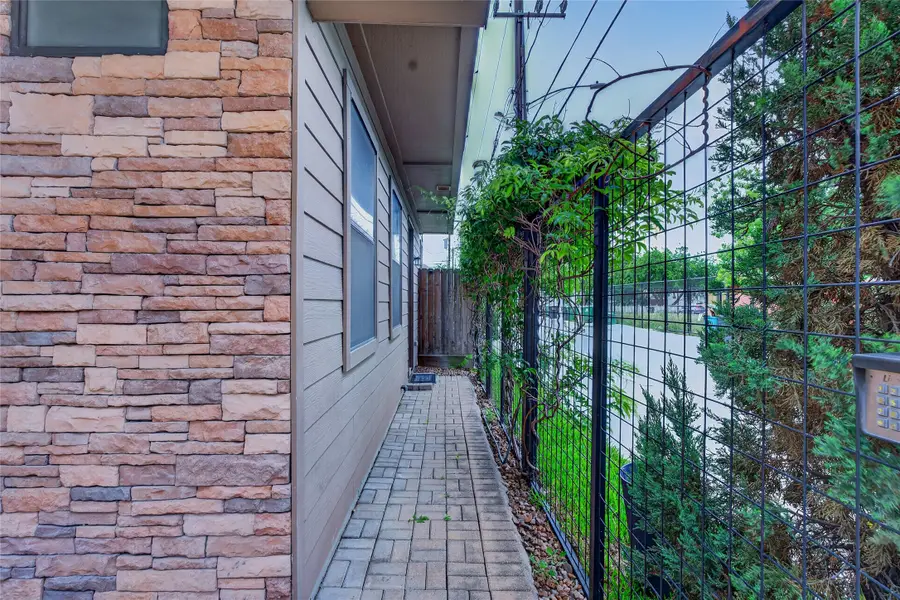 1420 Wilson Street, Houston, TX 77019 - #3