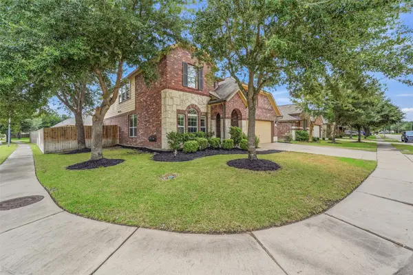 9982 Manor Spring Lane, Brookshire, TX 77423