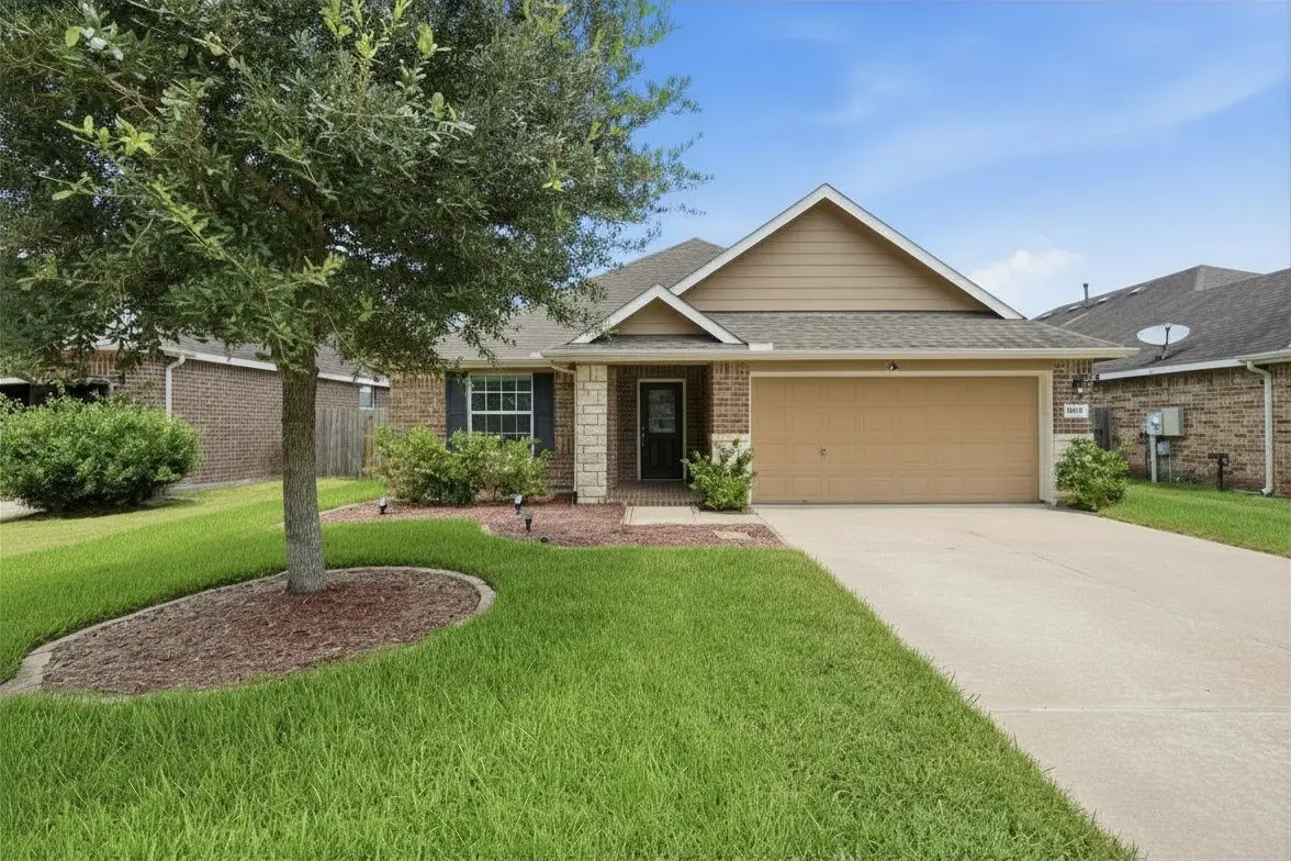 1202 Quarterhorse Drive, Alvin, TX 77511 - #1