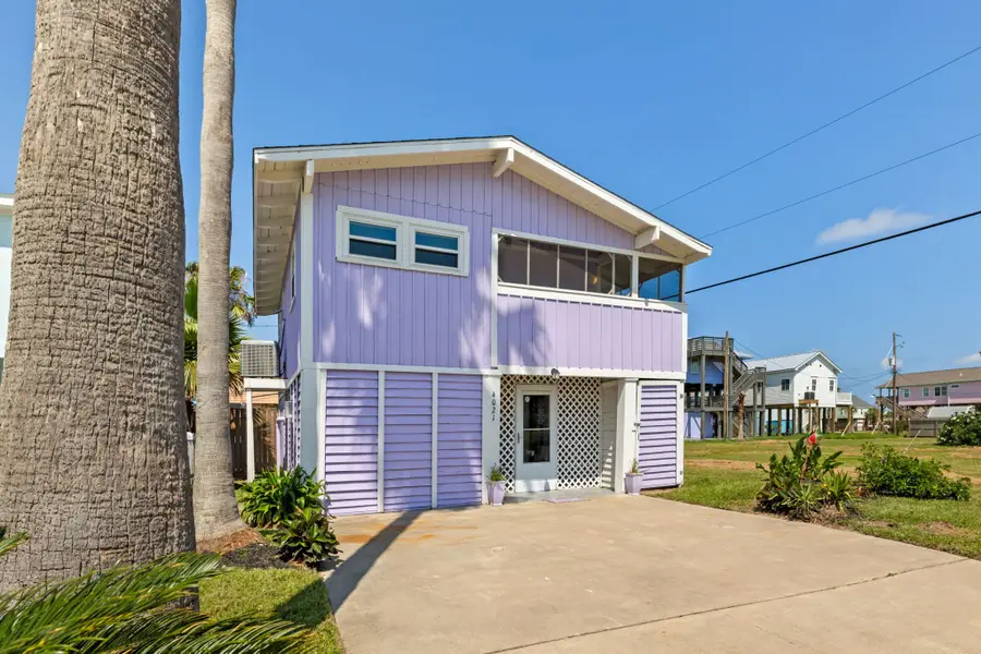 4021 Las Palmas Street, Galveston, TX 77554 - #3