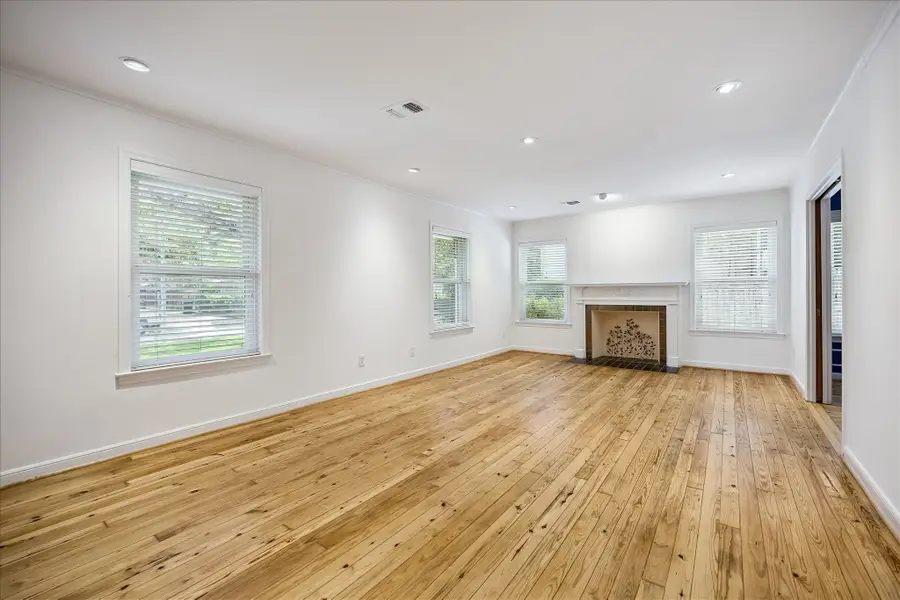 2038 Mcclendon Street, Houston, TX 77030 - #3