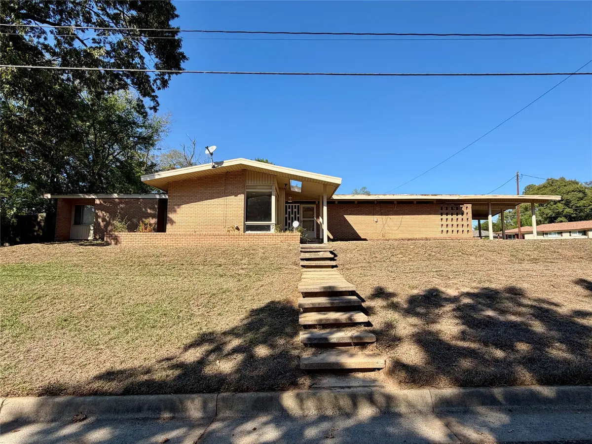 1505 Berry Lane, Longview, TX 75602 - #1