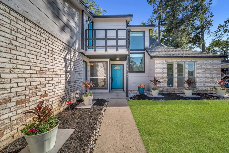 22607 River Birch Dr, Tomball, TX 77375 - Image #3