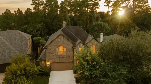 126 Hearthshire Circle, The Woodlands, TX 77354