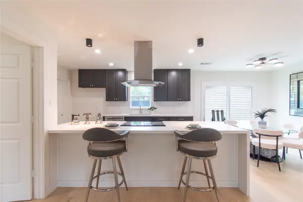 5326 De Lange Lane, Houston, TX 77092