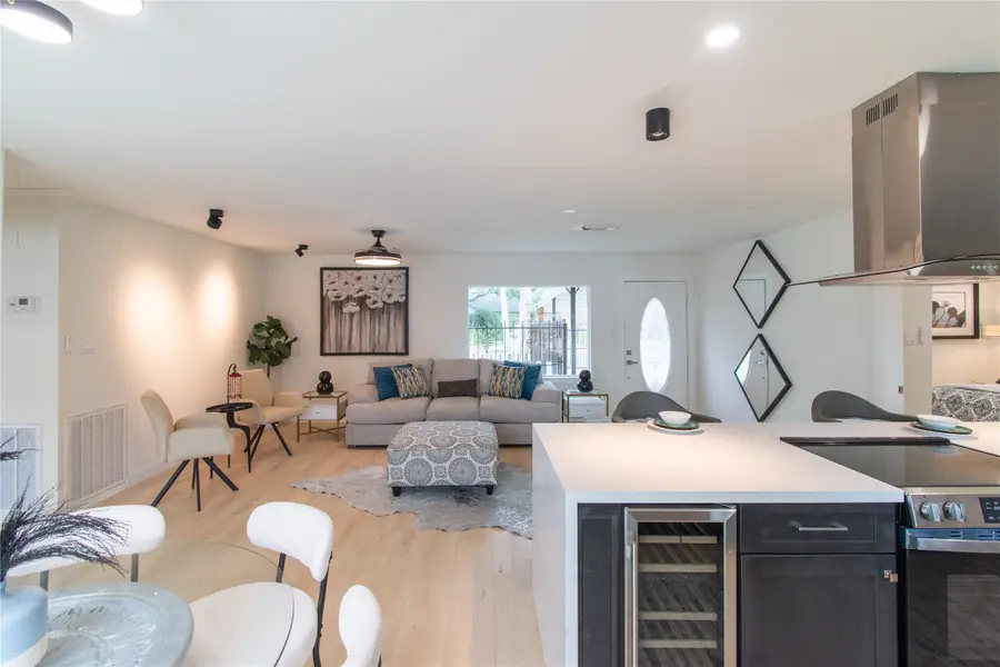 5326 De Lange Lane, Houston, TX 77092 - #2