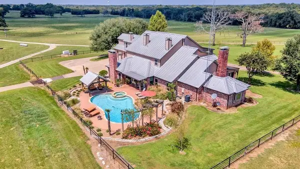 325 County Road 1616, Alba, TX 75410