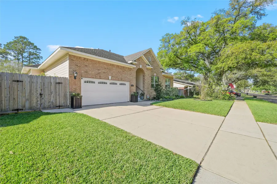 5821 Ariel Street, Houston, TX 77074 - #2