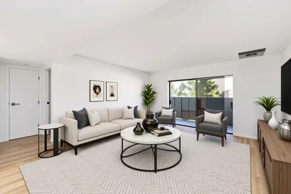 3015 Walnut Bend Lane #31, Houston, TX 77042